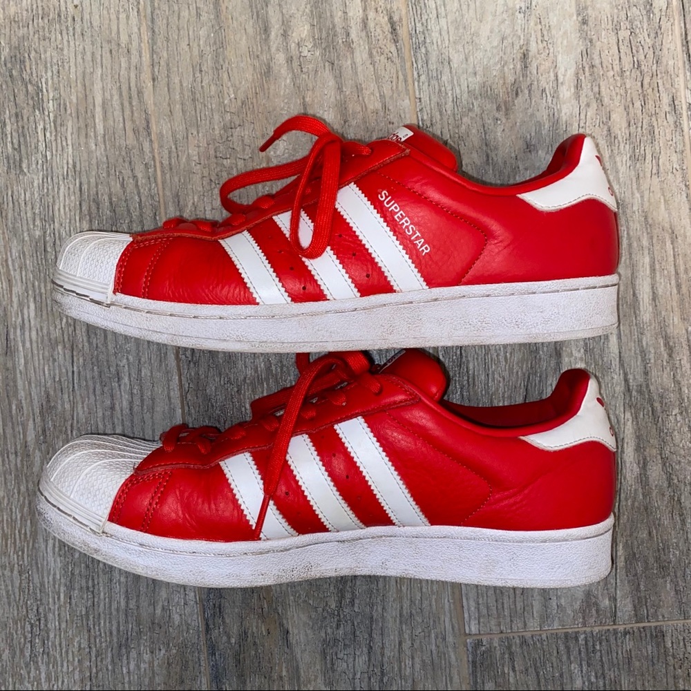 Adidas Mens Superstars Size 10 US
